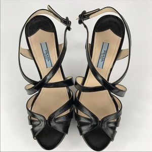 PRADA black patent strappy peep toe heels 💋👠